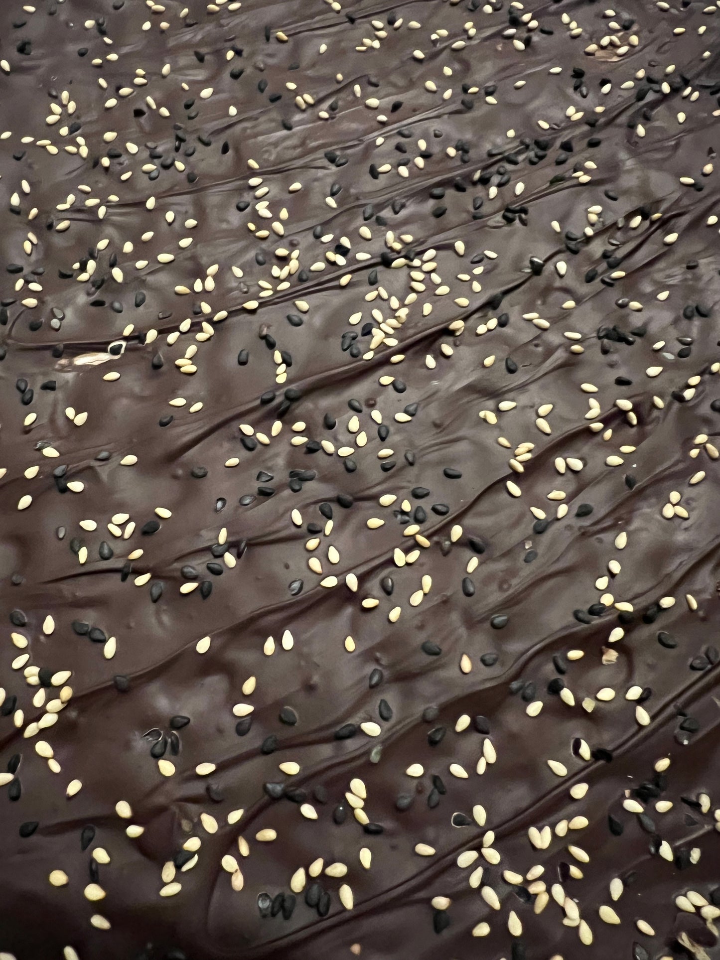 Black Sesame Toffee (Dark Chocolate)